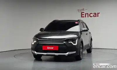 Kia Niro 2025 1.6 автомат (гидро), миниатюра 3