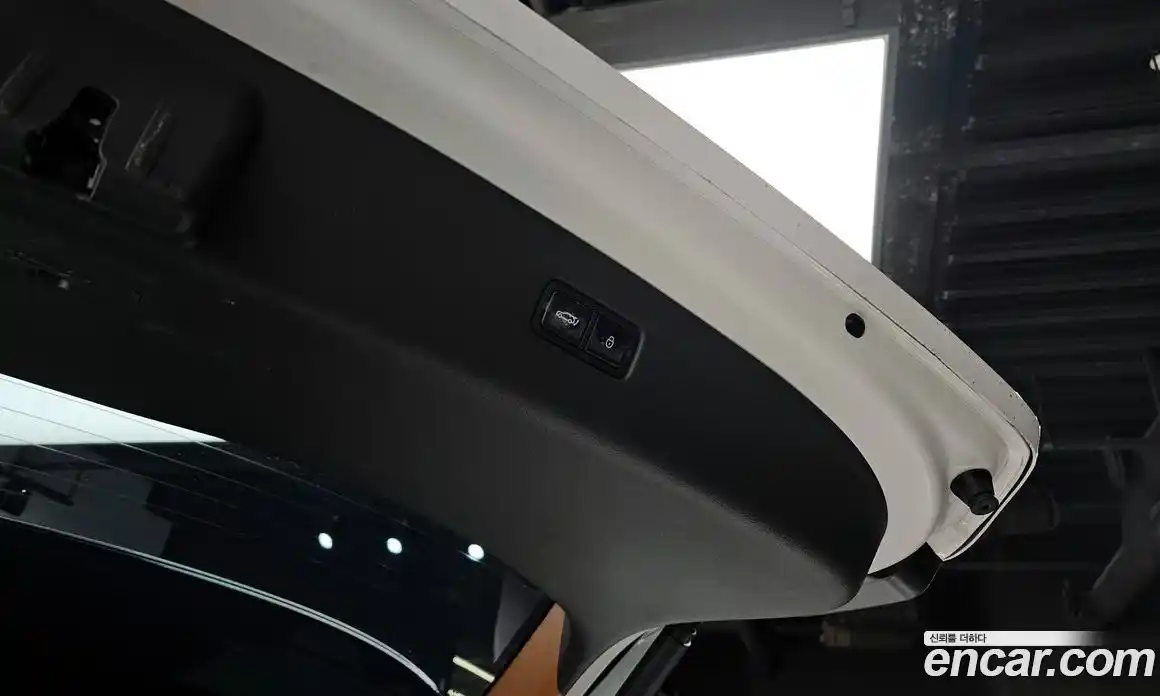 Genesis GV80 2025 2.5 автомат (гидро), фото 20
