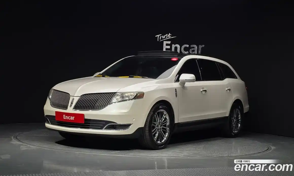 Lincoln MKT 2014 3.5 автомат (гидро), фото 1 Lincoln MKT 2014 3.5 автомат (гидро), фото 1