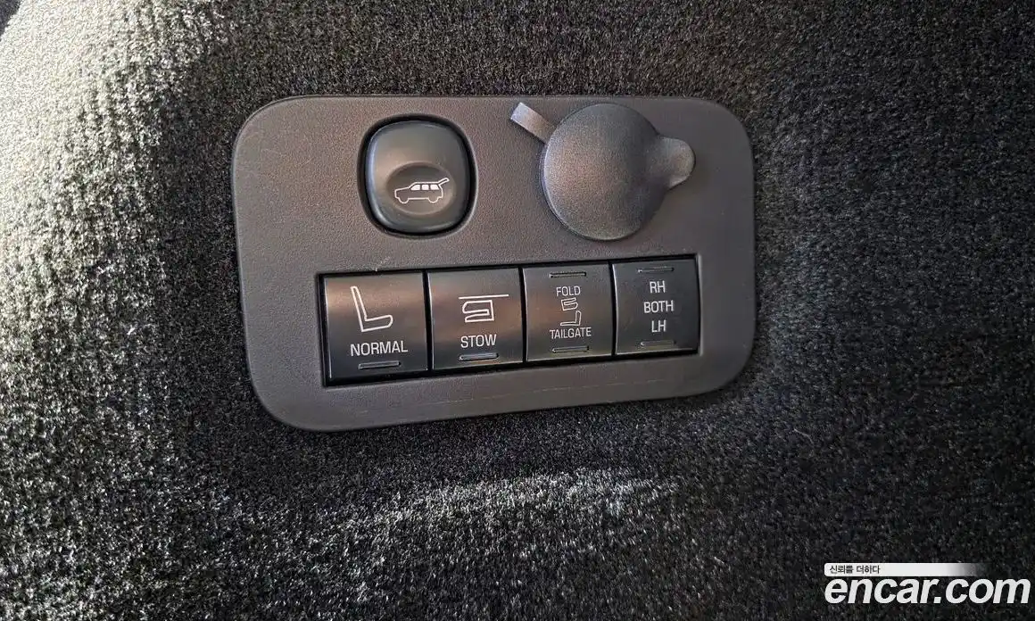 Lincoln MKT 2014 3.5 автомат (гидро), фото 19 Lincoln MKT 2014 3.5 автомат (гидро), фото 19