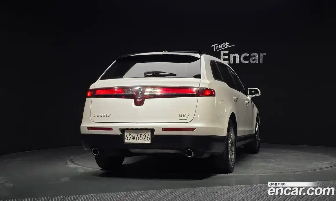 Lincoln MKT 2014 3.5 автомат (гидро), фото 4 Lincoln MKT 2014 3.5 автомат (гидро), фото 4