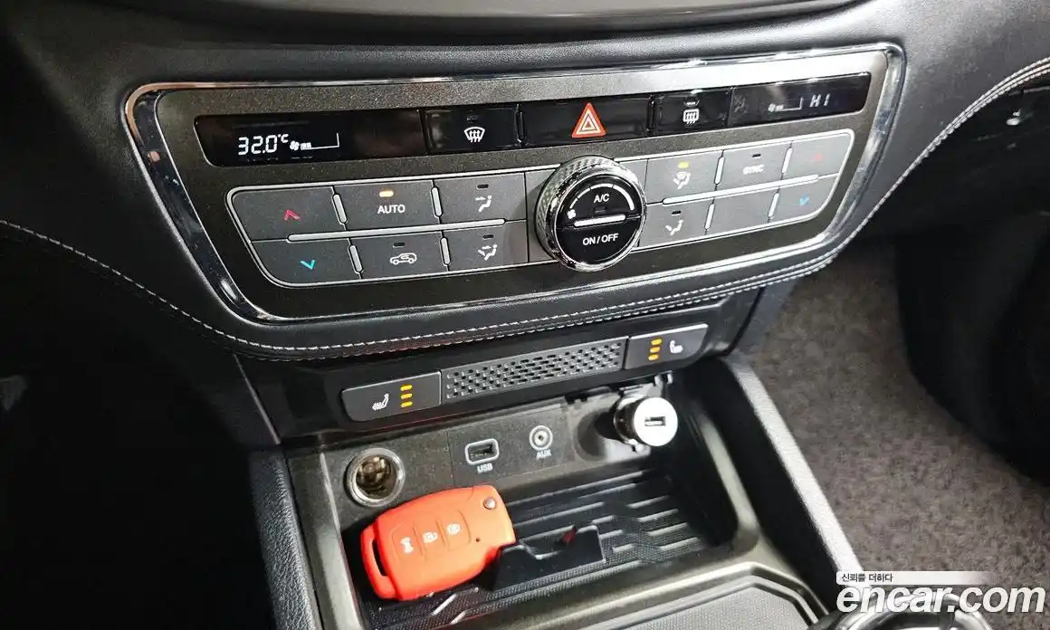 SsangYong Rexton 2018 2.2 автомат (гидро), фото 16