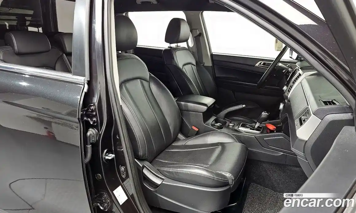 SsangYong Rexton 2018 2.2 автомат (гидро), фото 10