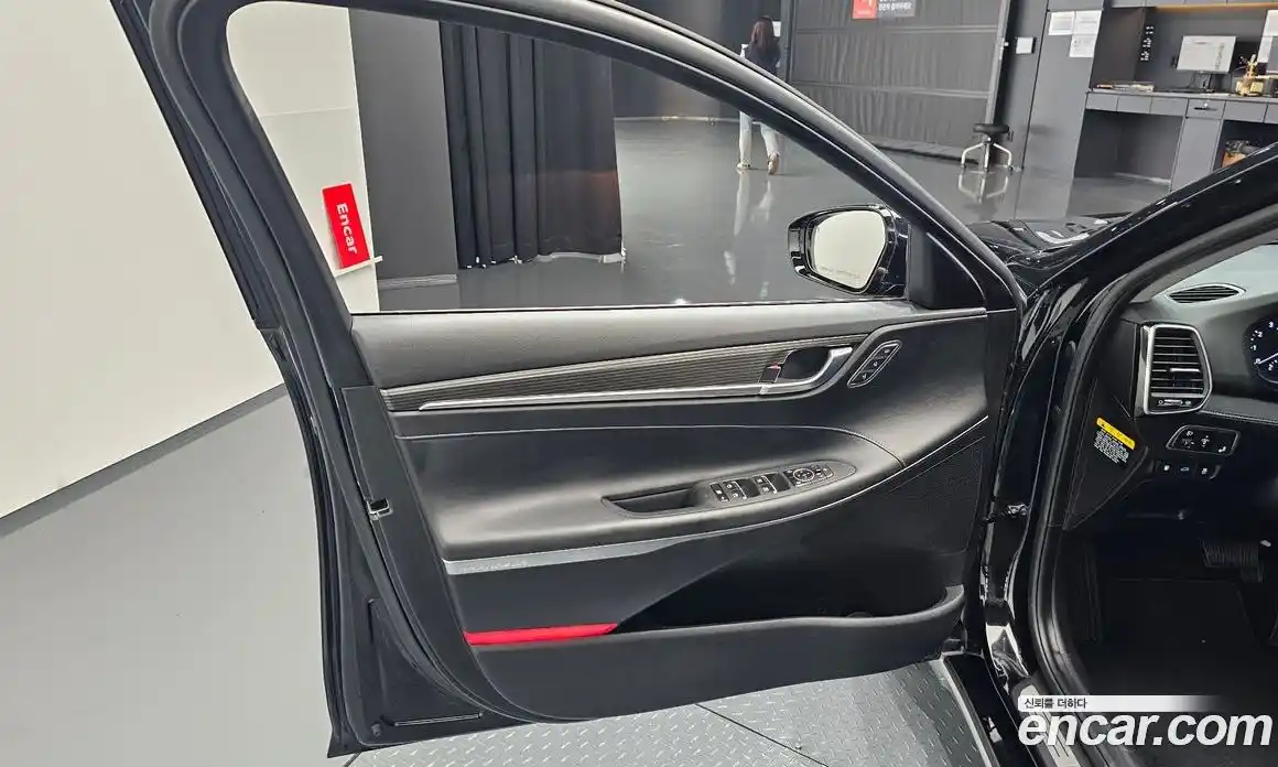 Hyundai Grandeur 2016 2.4 автомат (гидро), фото 13