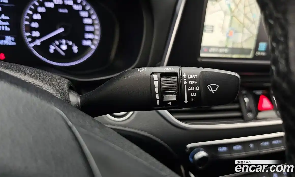 Hyundai Grandeur 2016 2.4 автомат (гидро), фото 23