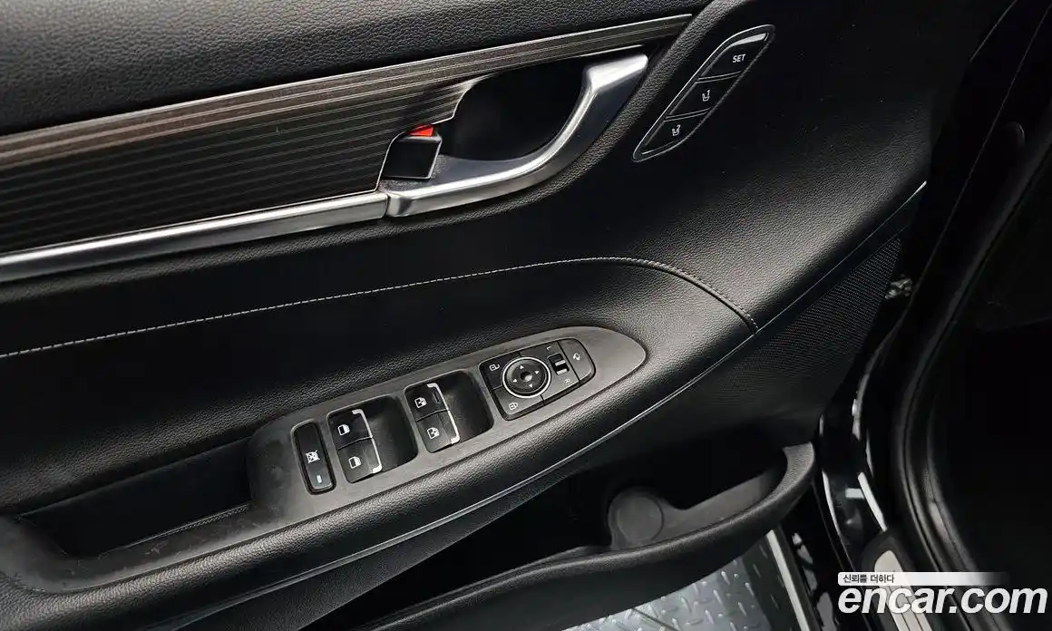 Hyundai Grandeur 2016 2.4 автомат (гидро), фото 27
