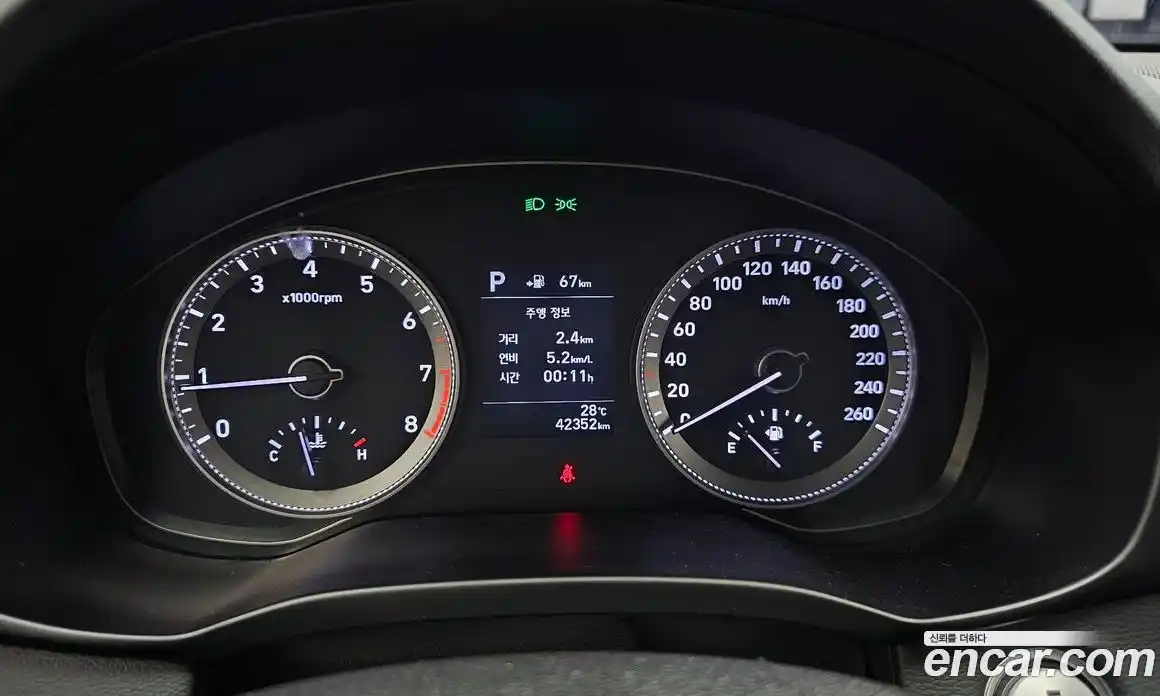 Hyundai Grandeur 2016 2.4 автомат (гидро), фото 10