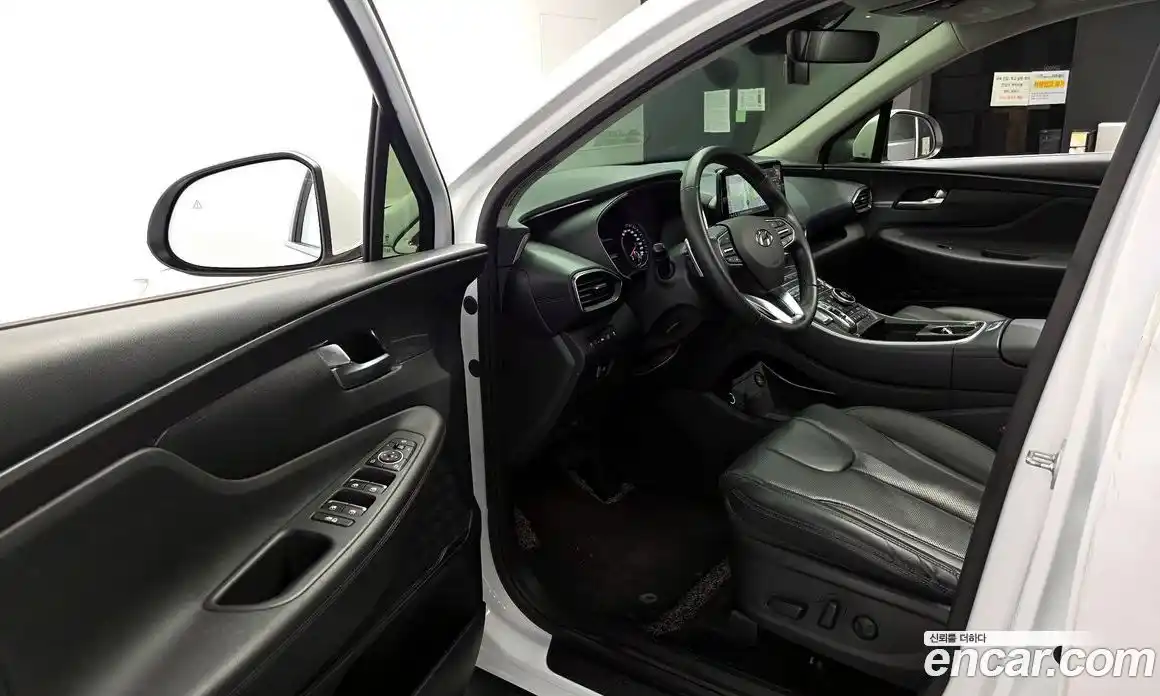 Hyundai Santa Fe 2021 1.6 автомат (гидро), фото 13