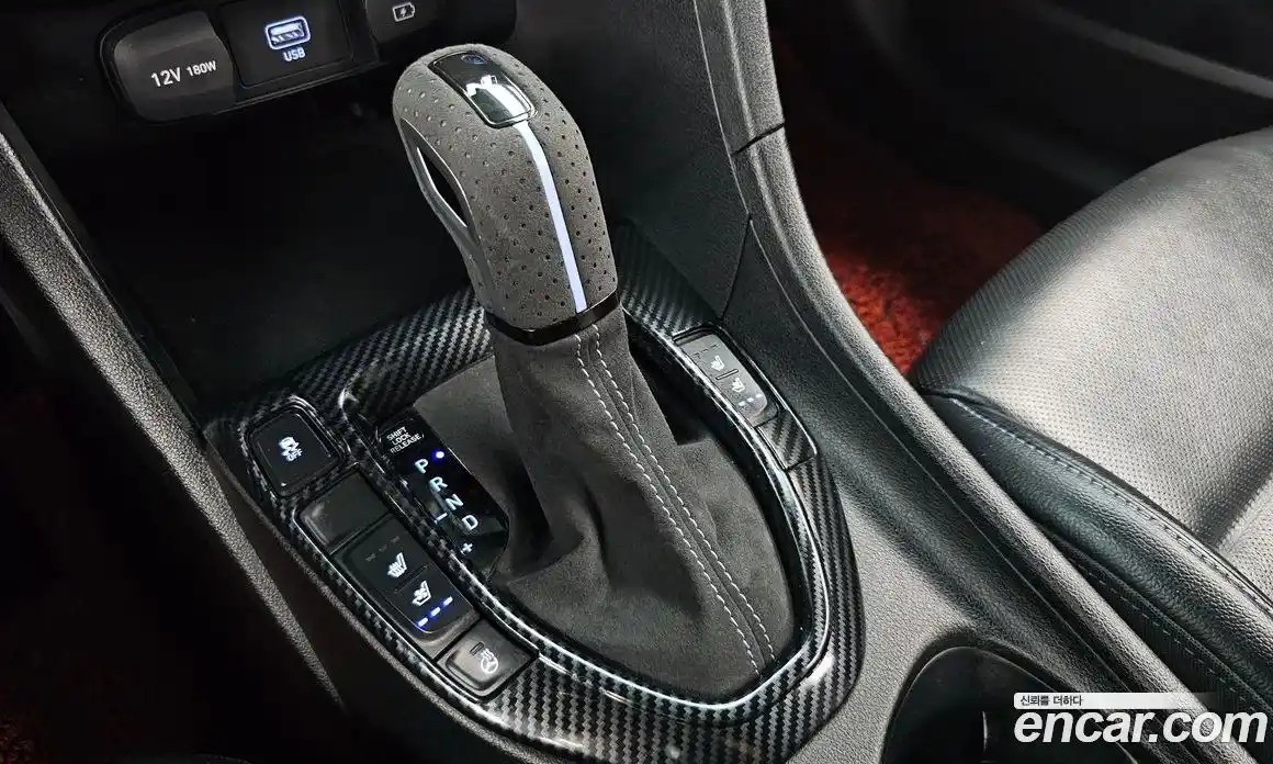 Hyundai Veloster 2020 2.0 автомат (гидро), фото 12