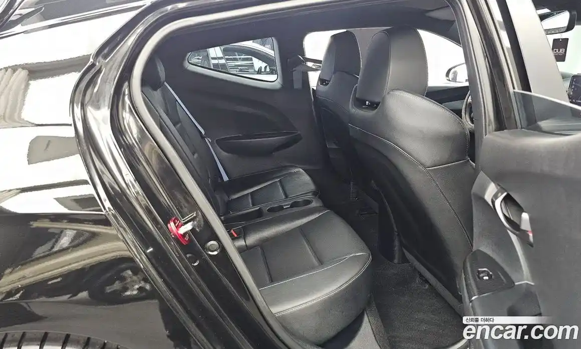 Hyundai Veloster 2020 2.0 автомат (гидро), фото 18
