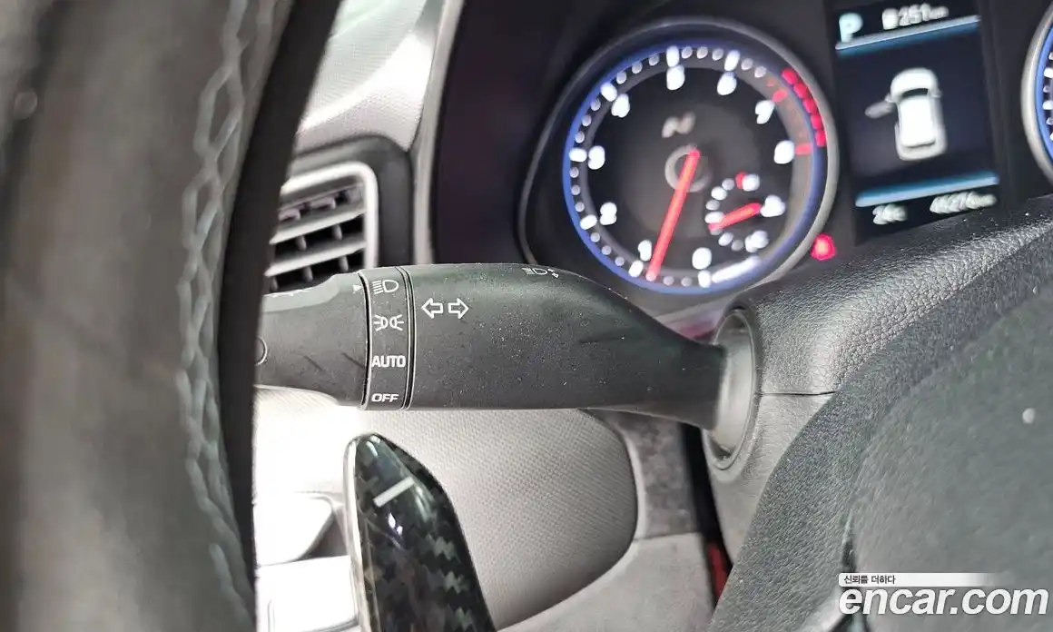 Hyundai Veloster 2020 2.0 автомат (гидро), фото 29
