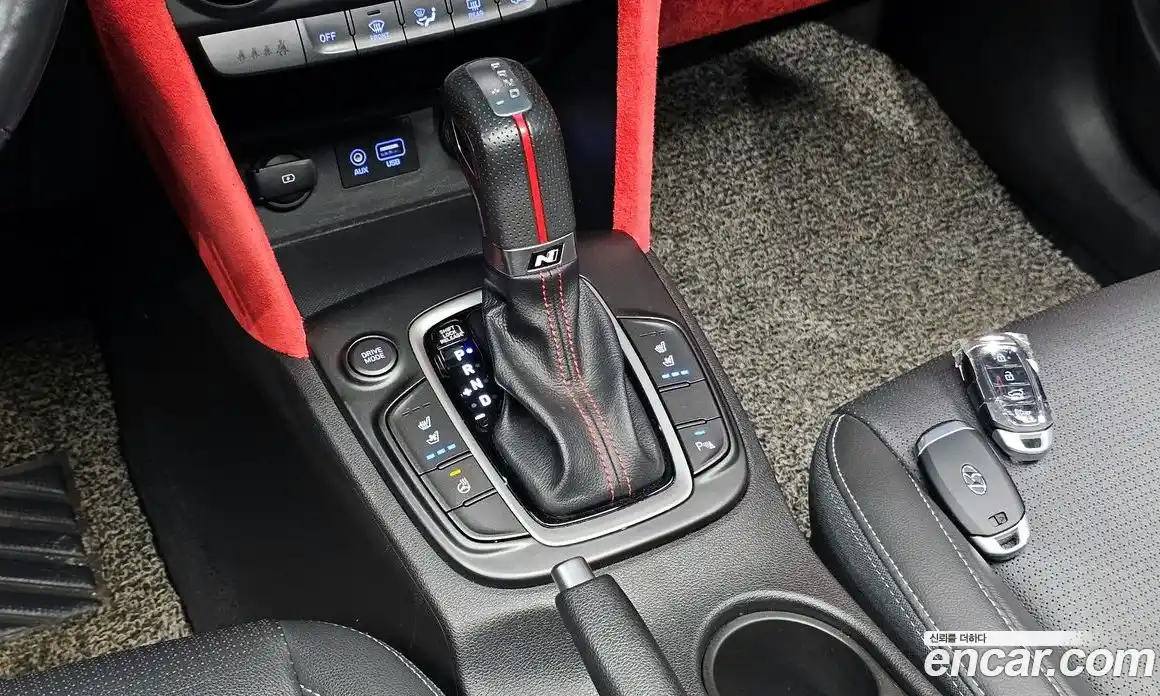 Hyundai Kona 2019 1.6 автомат (гидро), фото 9