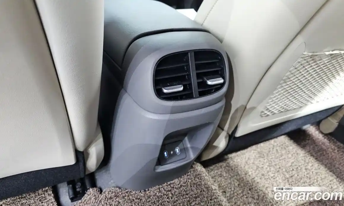 Hyundai Avante 2023 1.6 автомат (гидро), фото 32