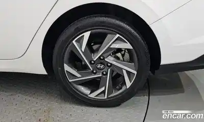 Hyundai Avante 2023 1.6 автомат (гидро), миниатюра 7