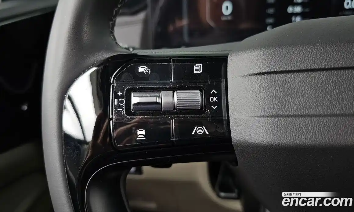 Kia Carnival 2025 1.6 автомат (гидро), фото 16
