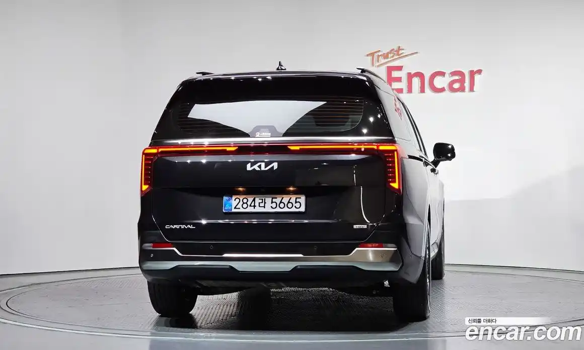 Kia Carnival 2025 1.6 автомат (гидро), фото 4
