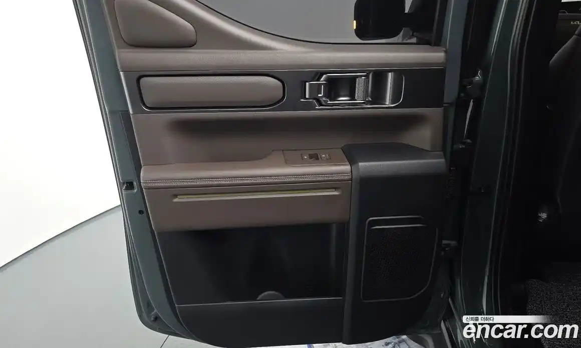 Kia Tasman 2025 2.5 автомат (гидро), фото 15