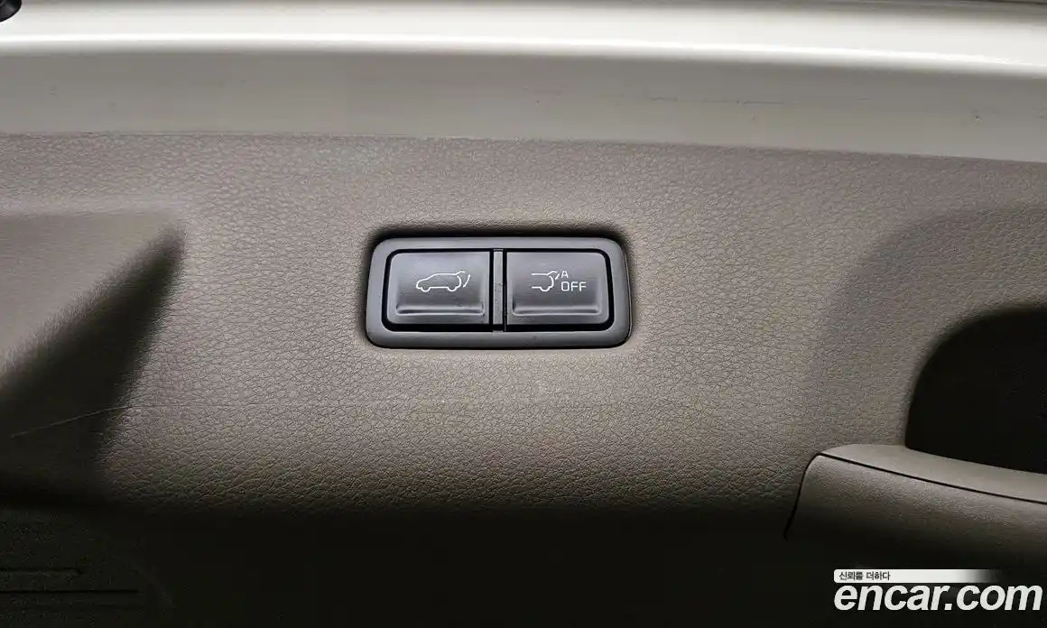 Kia Carnival 2023 3.5 автомат (гидро), фото 34
