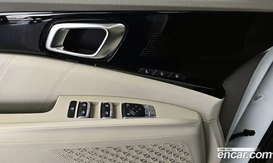 Kia Carnival 2023 3.5 автомат (гидро), фото 36