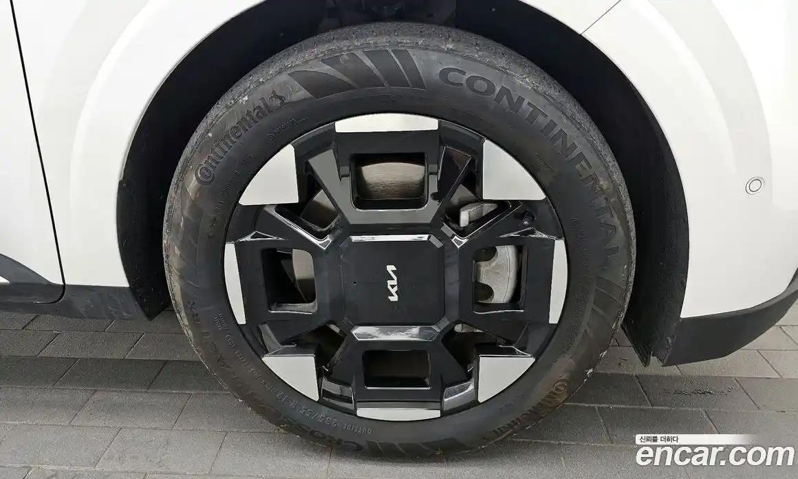 Kia Carnival 2023 3.5 автомат (гидро), фото 6