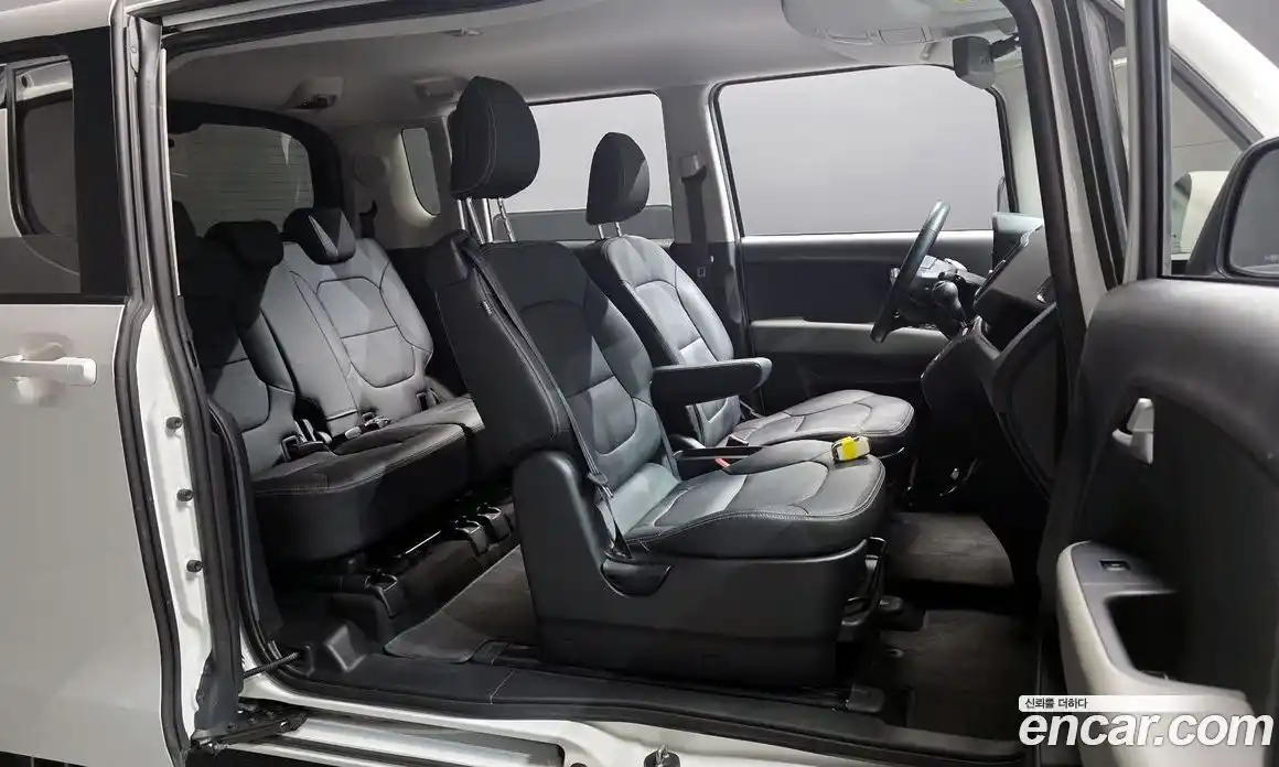 Kia Ray 2023 1.0 автомат (гидро), фото 16