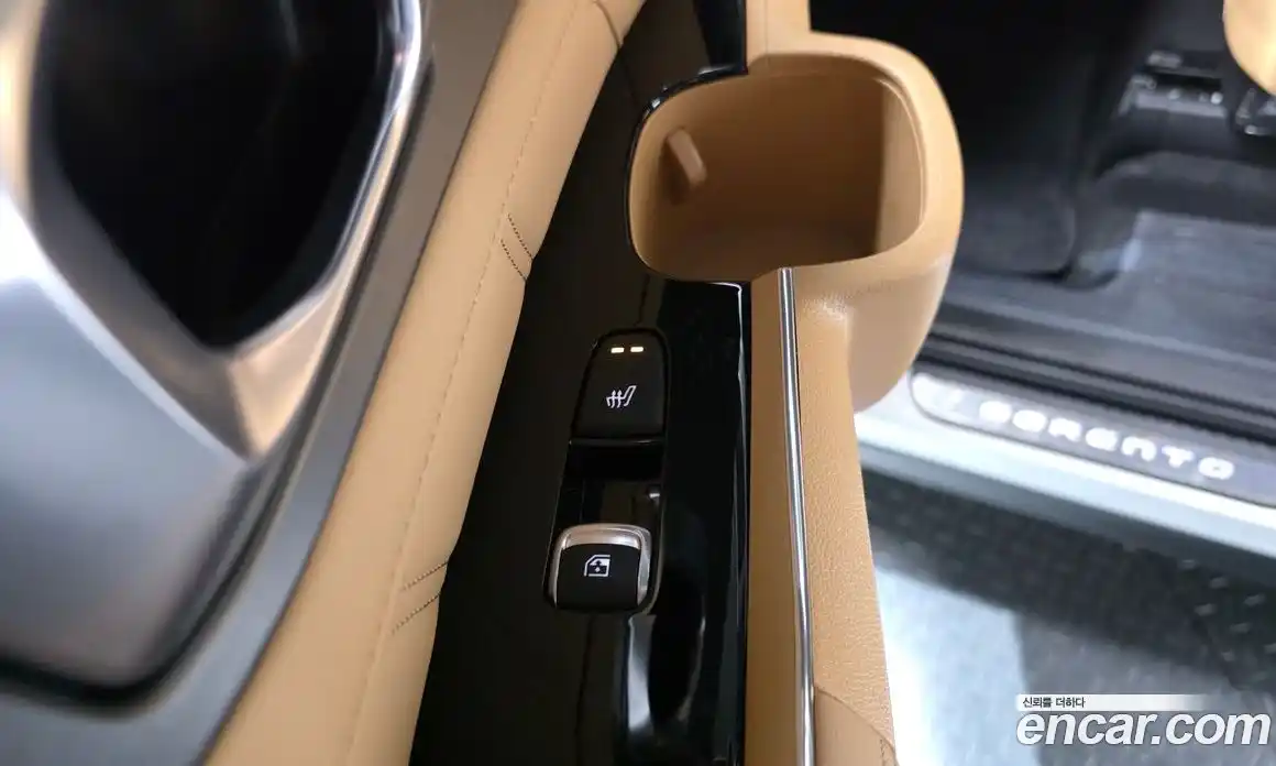 Kia Sorento 2023 1.6 автомат (гидро), фото 20