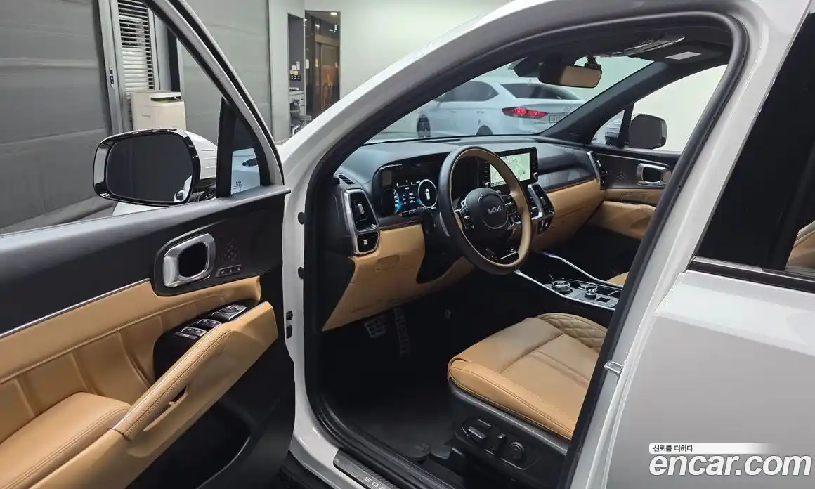 Kia Sorento 2023 1.6 автомат (гидро), фото 10