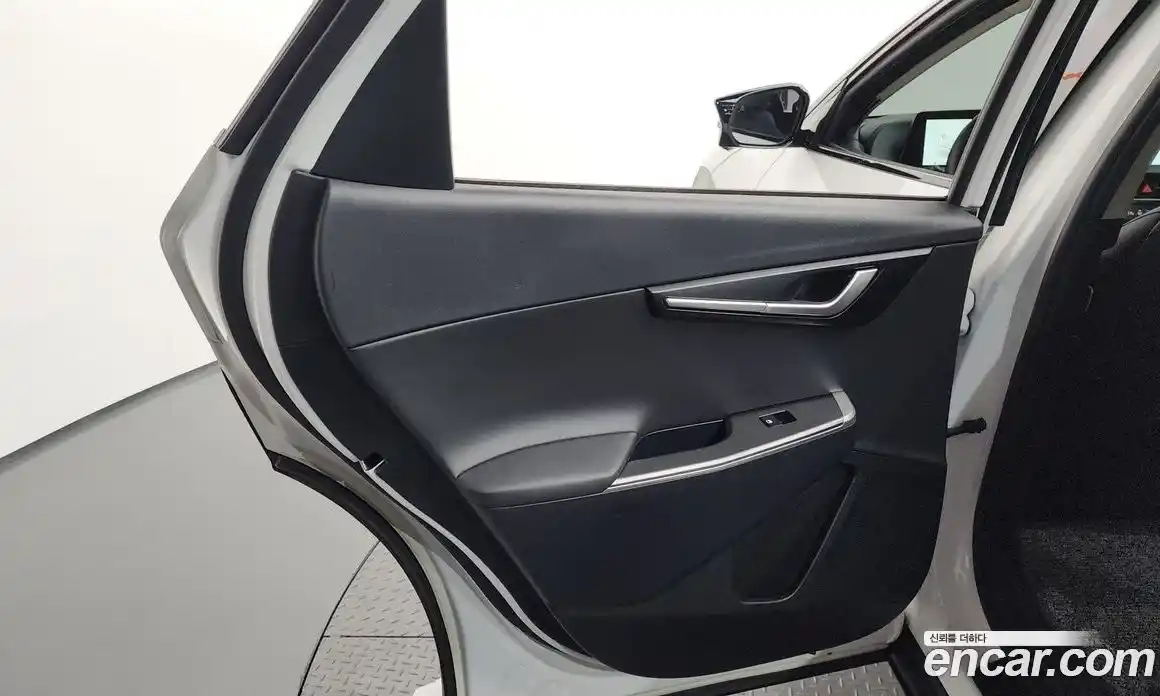 Kia EV6 2023 0.1 автомат (гидро), фото 15