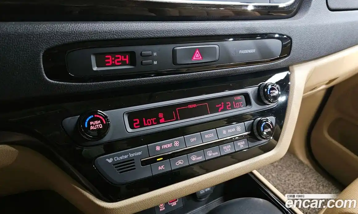 Kia Carnival 2019 3.3 автомат (гидро), фото 21