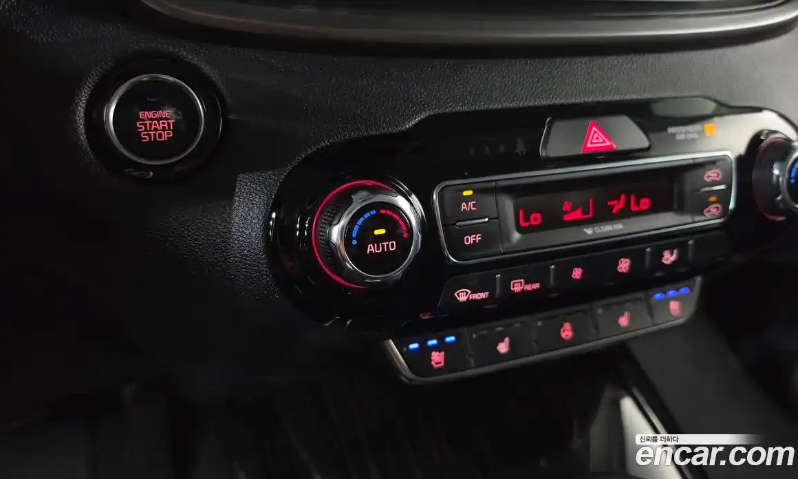 Kia Sorento 2019 2.0 автомат (гидро), фото 28