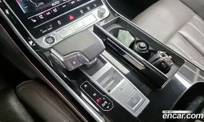 Audi A8 2021 3.0 автомат (гидро), миниатюра 12