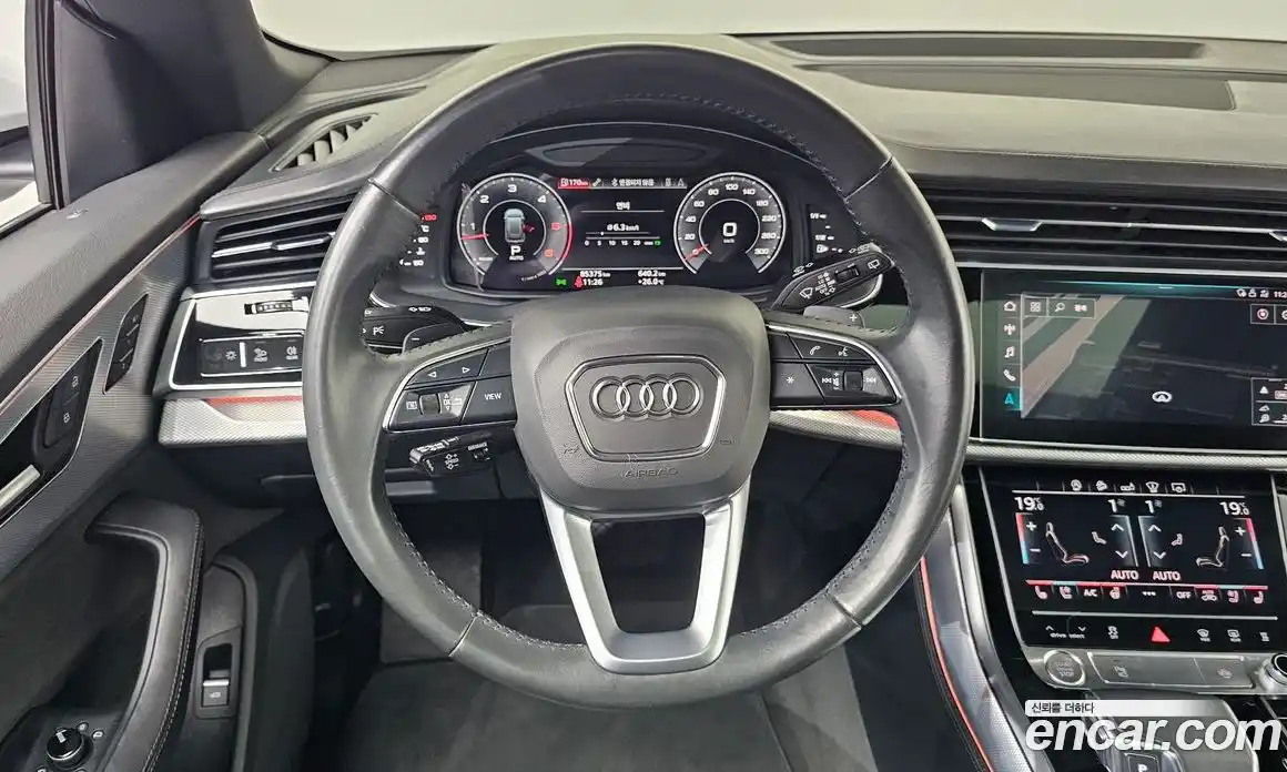 Audi Q8 2020 3.0 автомат (гидро), фото 12