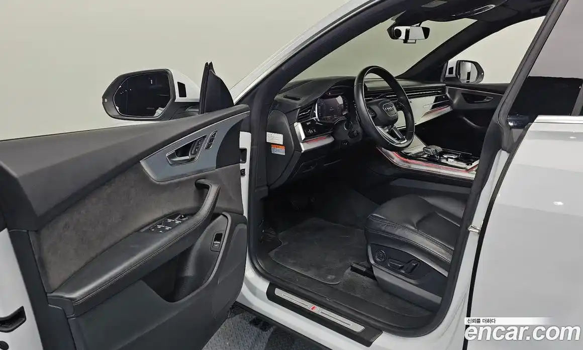 Audi Q8 2020 3.0 автомат (гидро), фото 10