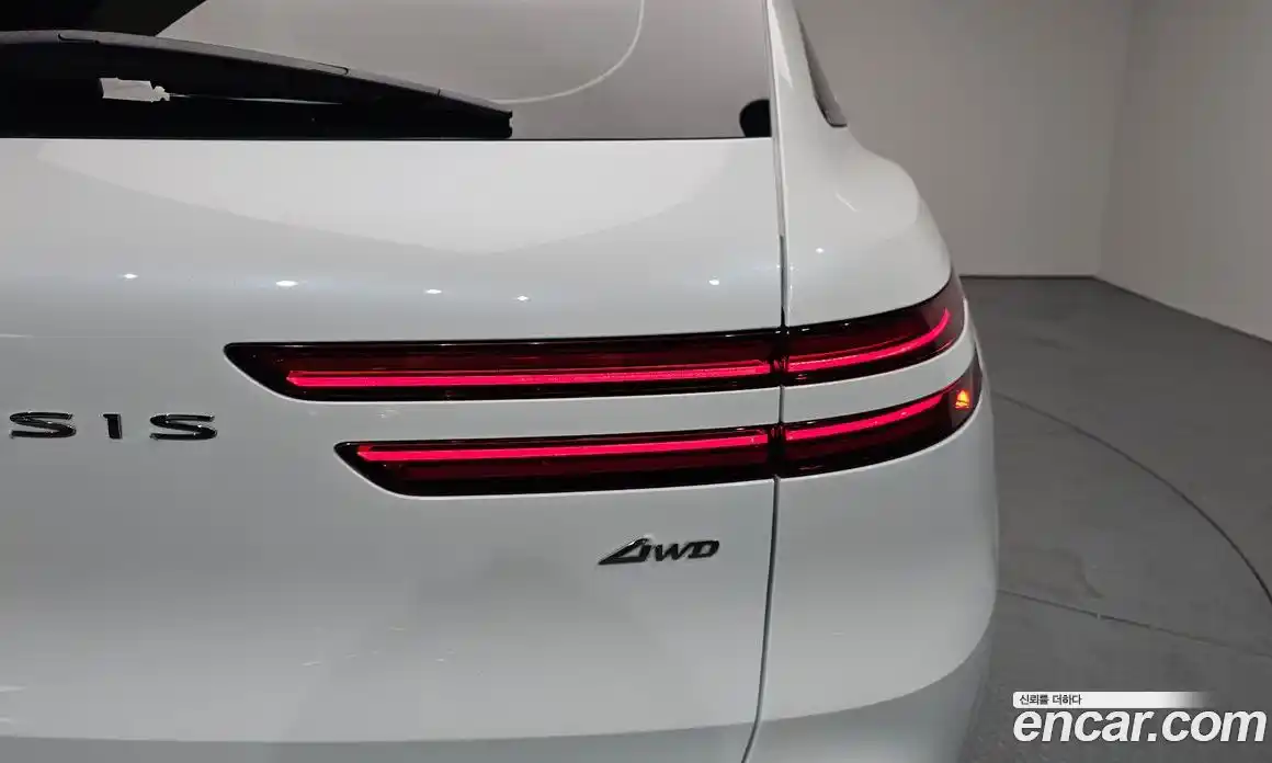 Genesis GV70 2023 2.5 автомат (гидро), фото 9