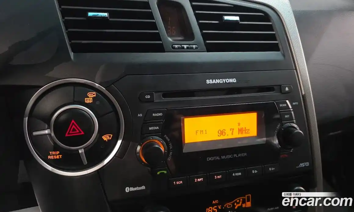 SsangYong Korando 2013 2.0 автомат (гидро), фото 14