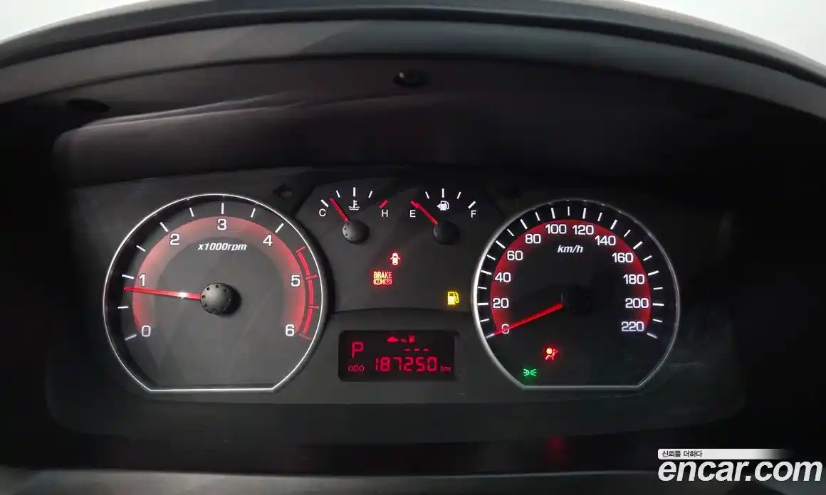 SsangYong Korando 2013 2.0 автомат (гидро), фото 8