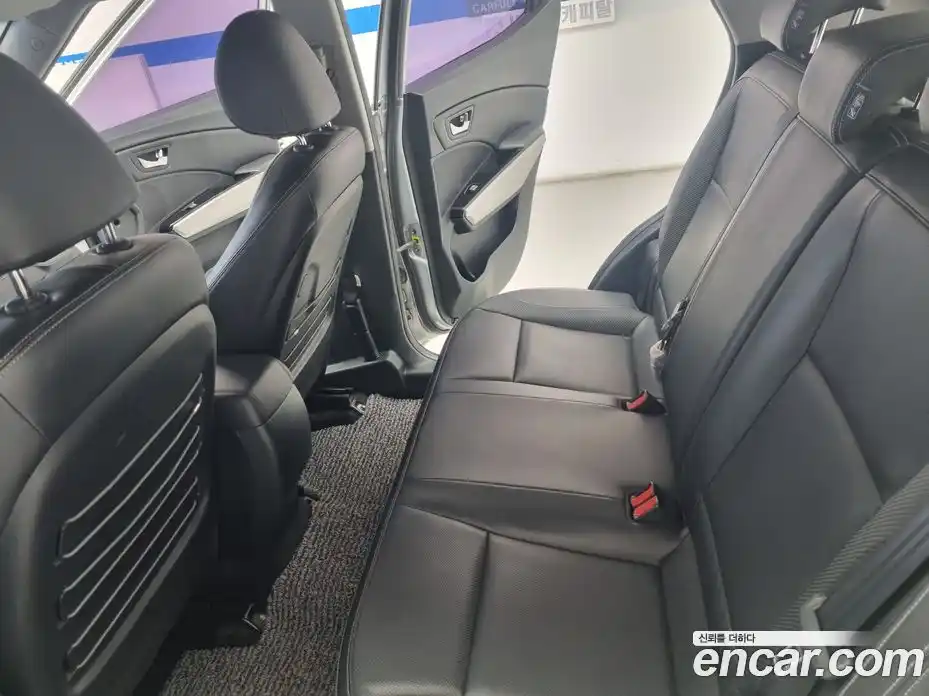 SsangYong TIBOLI 2015 1.6 автомат (гидро), фото 11