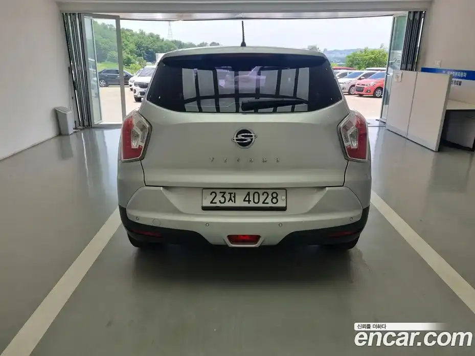 SsangYong TIBOLI 2015 1.6 автомат (гидро), фото 4