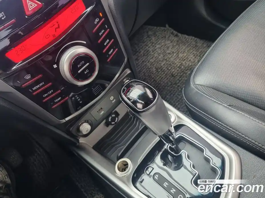 SsangYong TIBOLI 2015 1.6 автомат (гидро), фото 9