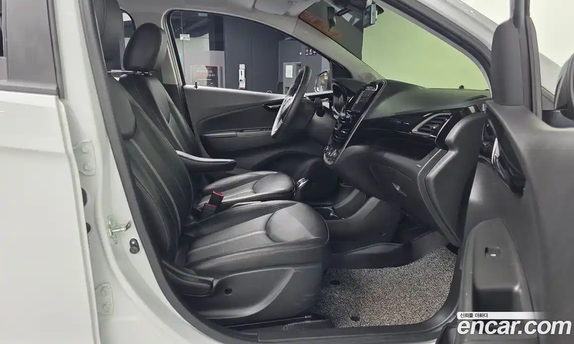 Chevrolet Spark 2021 1.0 автомат (гидро), фото 17