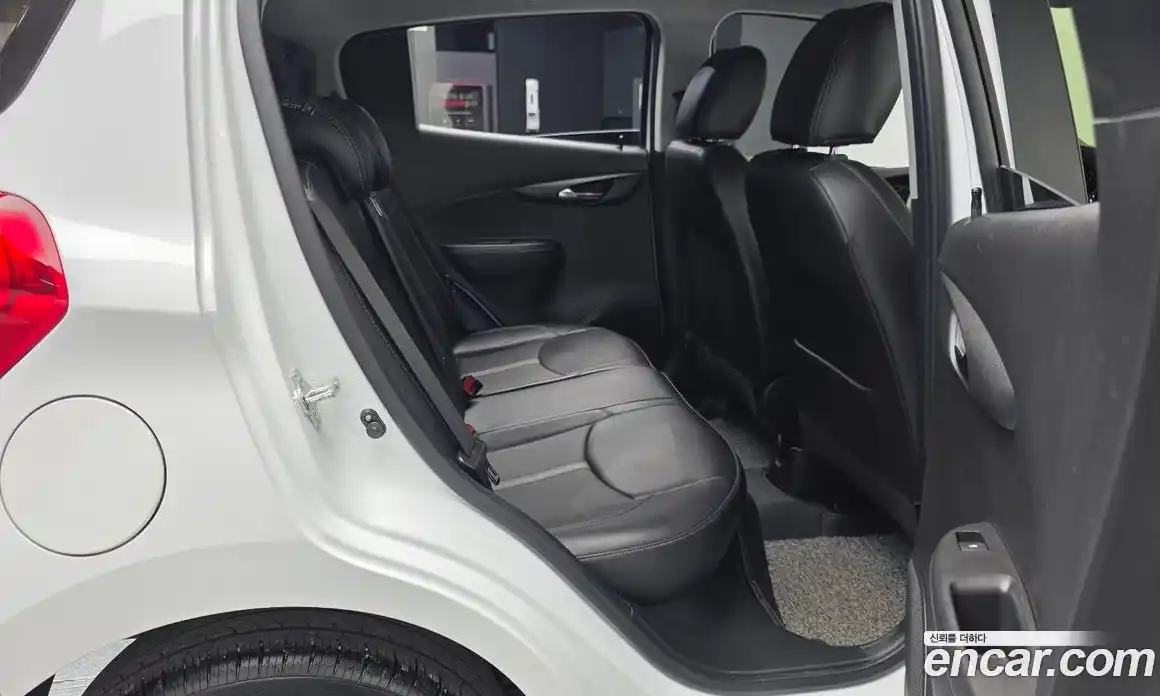 Chevrolet Spark 2021 1.0 автомат (гидро), фото 18