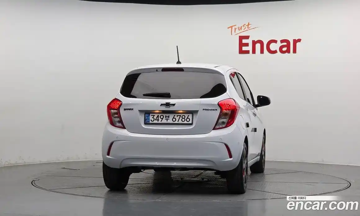 Chevrolet Spark 2021 1.0 автомат (гидро), фото 4