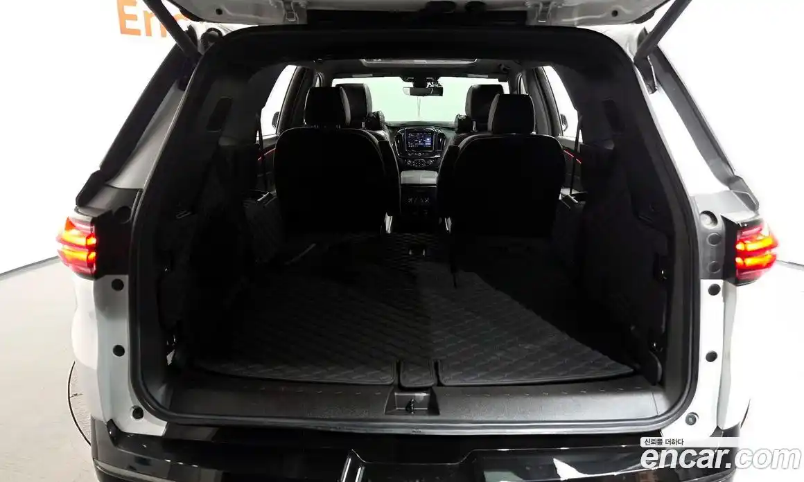 Chevrolet Traverse 2022 3.6 автомат (гидро), фото 23