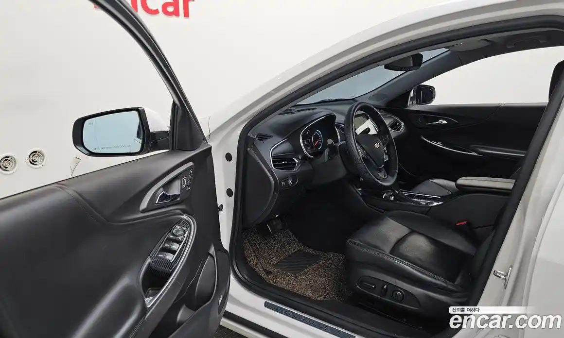 Chevrolet Malibu 2017 2.0 автомат (гидро), фото 13