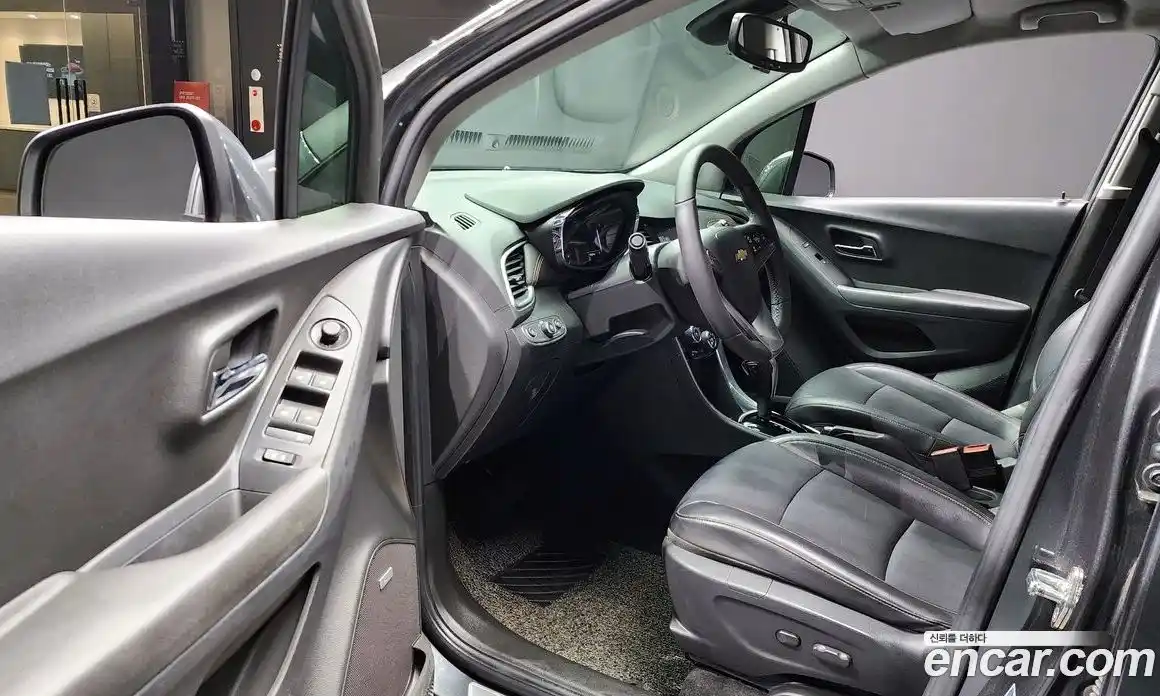 Chevrolet Trax 2018 1.4 автомат (гидро), фото 13
