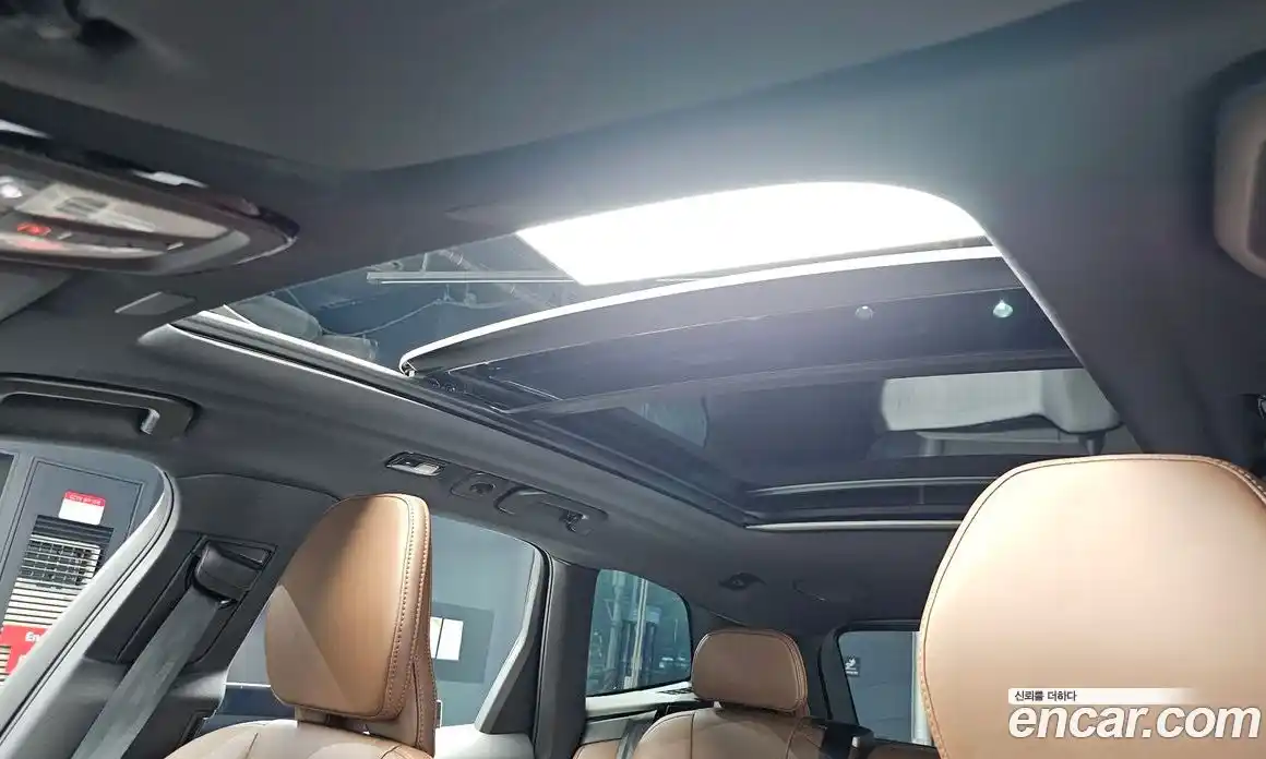 Volvo XC60 2023 2.0 автомат (гидро), фото 18