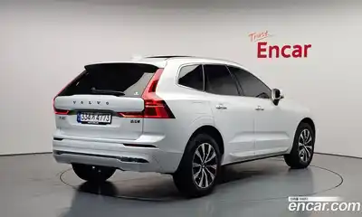 Volvo XC60 2023 2.0 автомат (гидро), миниатюра 2