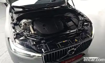 Volvo XC60 2021 2.0 автомат (гидро), миниатюра 5