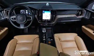 Volvo XC60 2021 2.0 автомат (гидро), миниатюра 9
