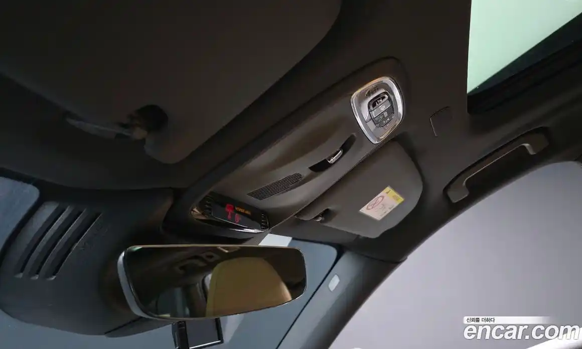 Volvo XC60 2017 2.0 автомат (гидро), фото 19